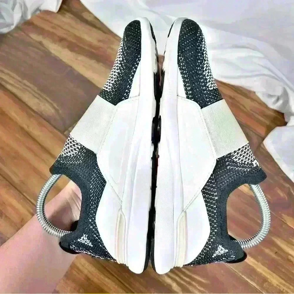 APL TechLoom Bliss Size 7 in HEATHER GREY/ SILVER/ OMBRE - Picture 5 of 8